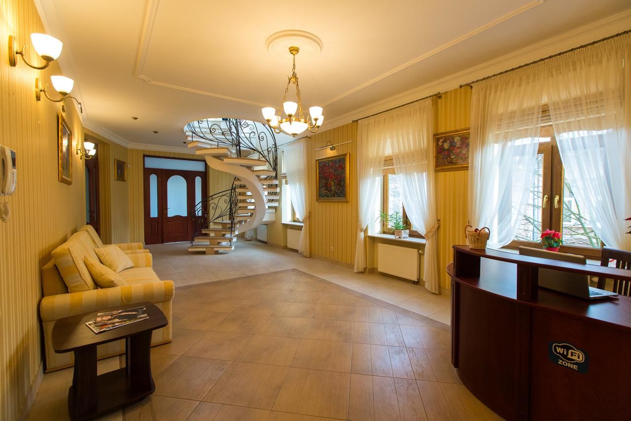 Отель 10 Rooms Львов-4