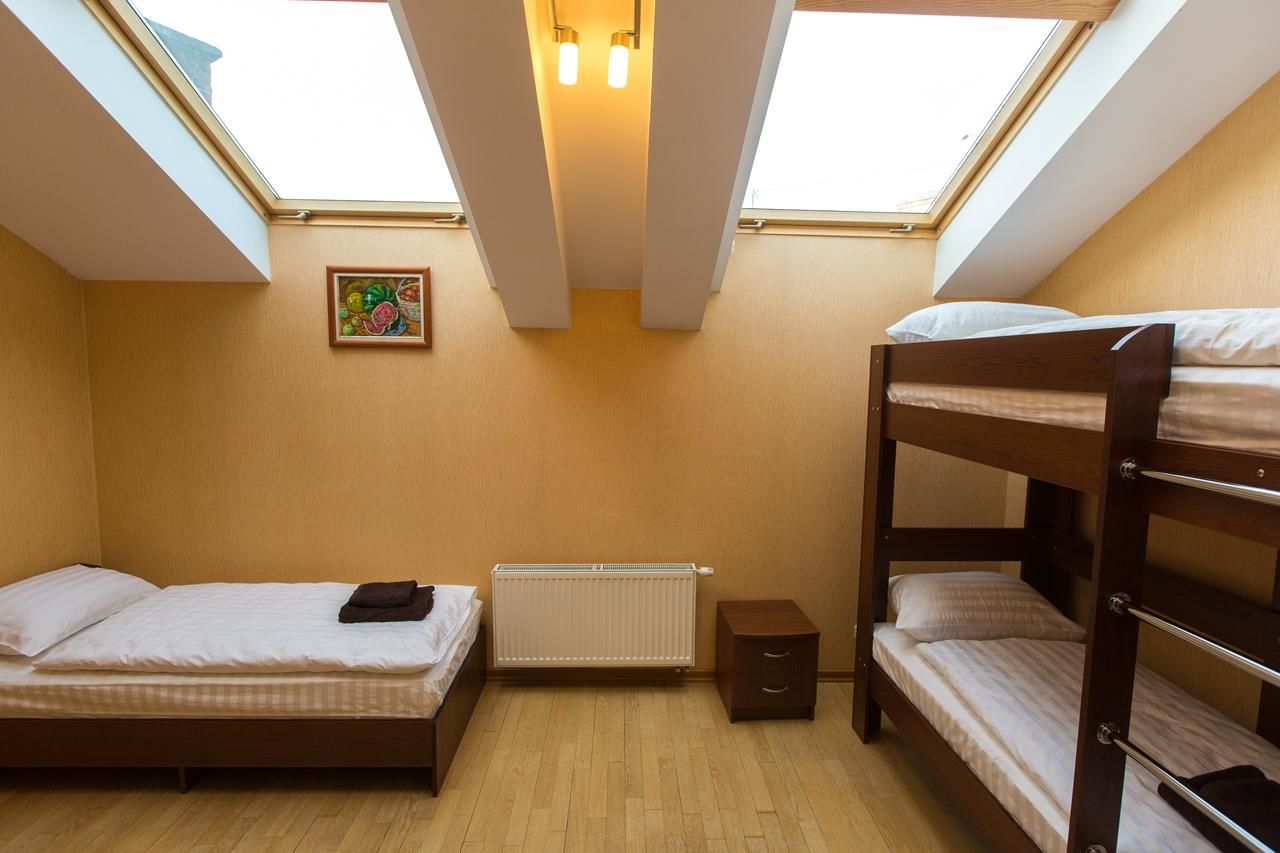 Отель 10 Rooms Львов