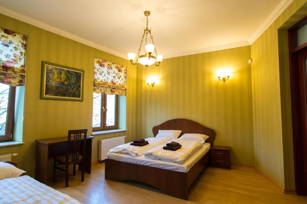 Отель 10 Rooms Львов