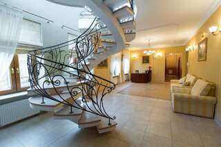 Отель 10 Rooms Львов-4