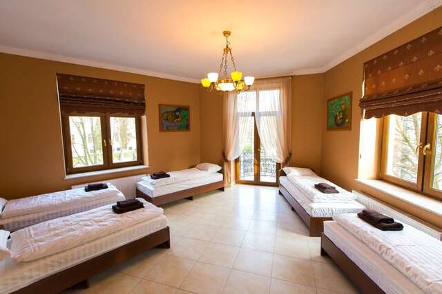 Отель 10 Rooms Львов-23