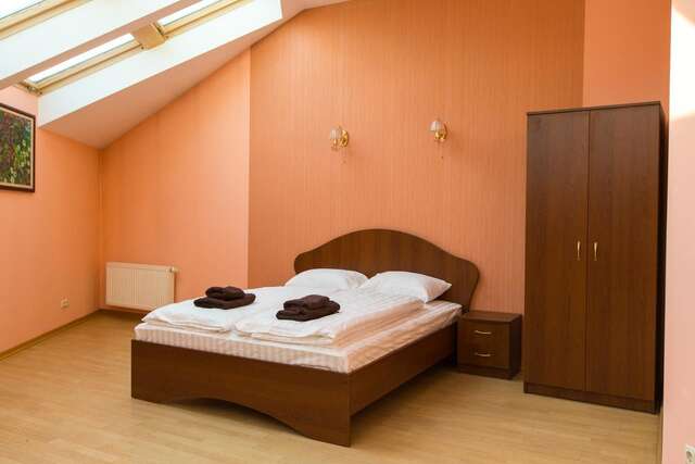 Отель 10 Rooms Львов-28