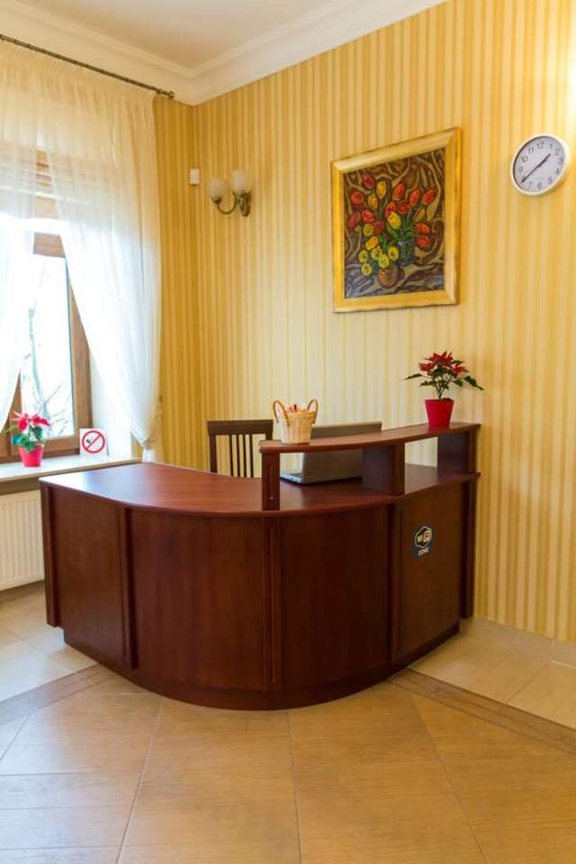 Отель 10 Rooms Львов-5